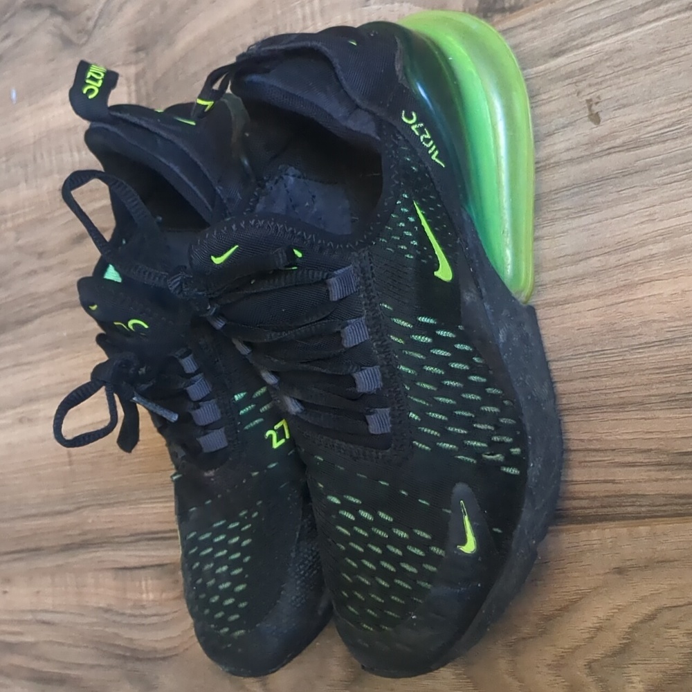 Nike Air Max 270 Sneakers